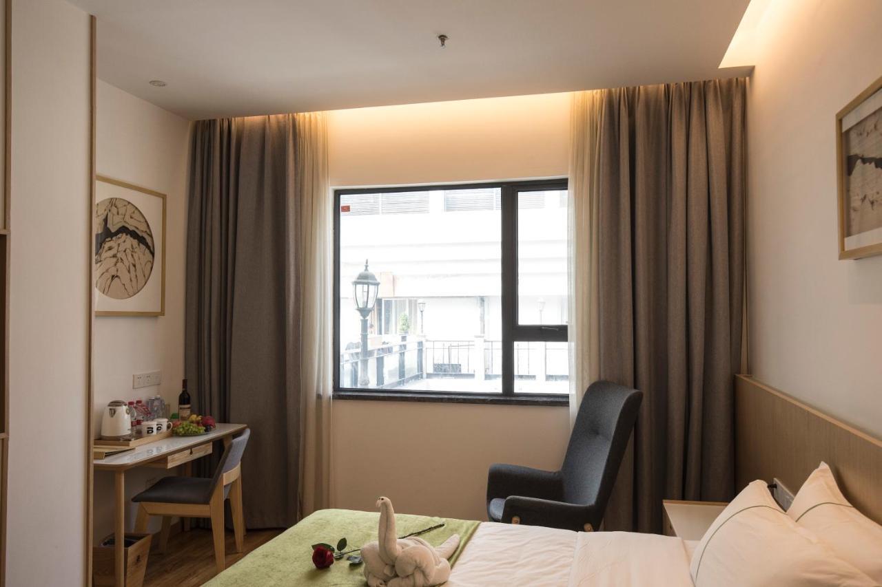 Bindun Langyi Hotel Yuzhong Экстерьер фото