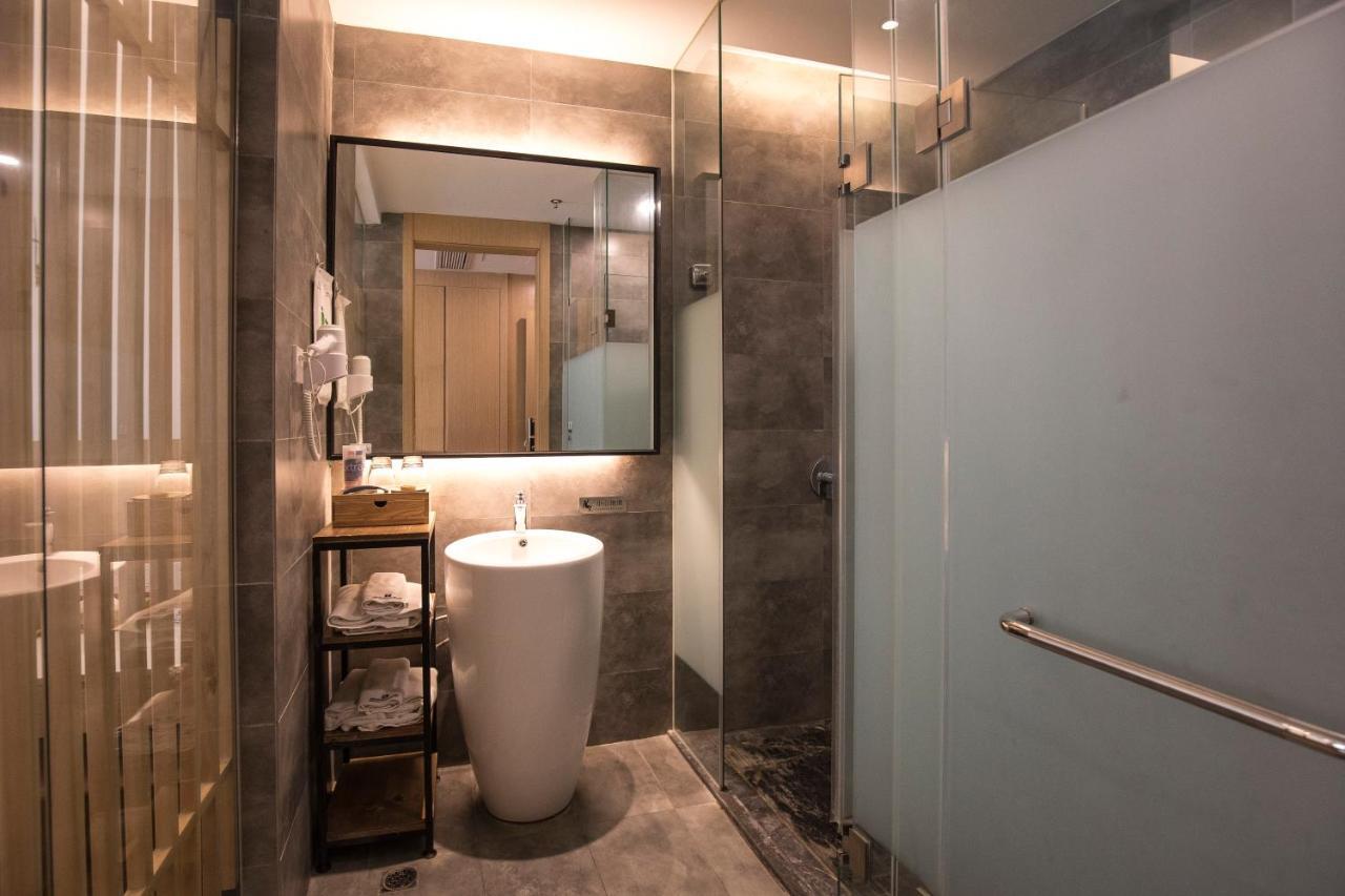Bindun Langyi Hotel Yuzhong Экстерьер фото